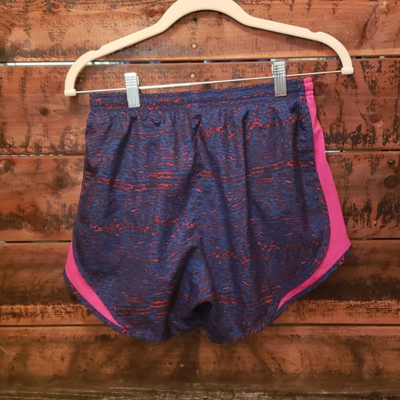 Nike Dri fit shorts - Picture 3 of 6